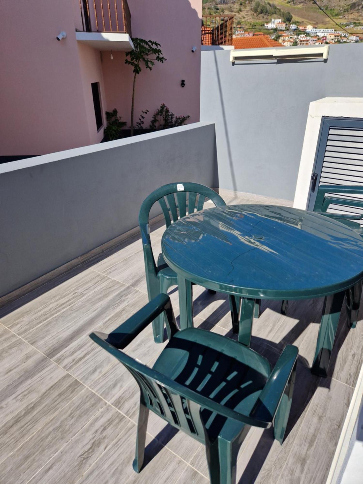C - Delightful 2 Bedroom Vacation Home Machico  Kültér fotó