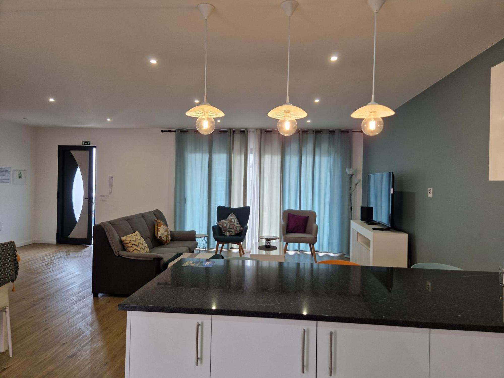 C - Delightful 2 Bedroom Vacation Home Machico  Kültér fotó